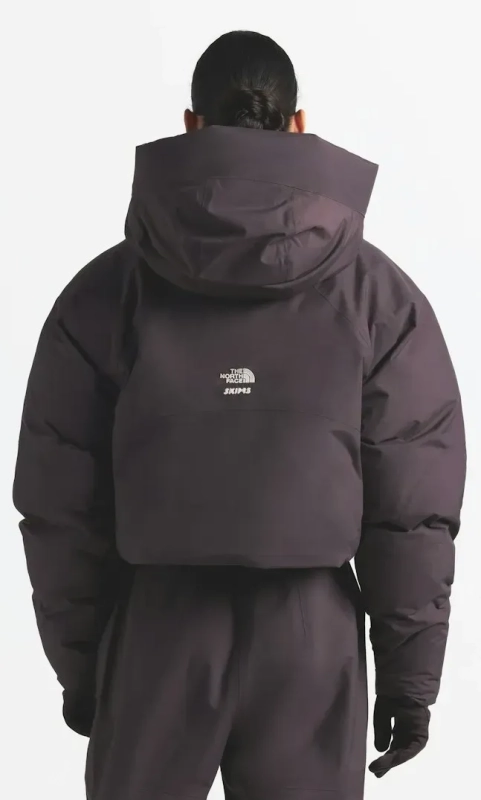skims-x-the-north-face-damska-ocieplana-kurtka-typu-shell-phoenix-back.webp