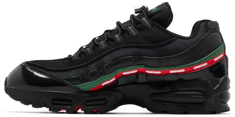 nike-air-max-95-sp-undefeated-black-left.webp