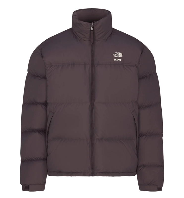 skims-x-the-north-face-kurtka-1996-nuptse-phoenix-front.webp