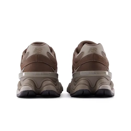 new-balance-9060-brown-mono-cortado-bottom.webp