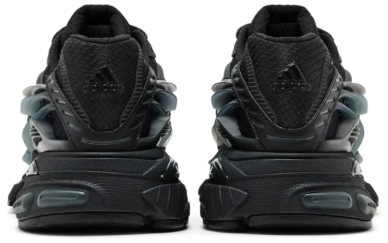 adidas-adistar-jellyfish-pharrell-williams-triple-black-back.webp