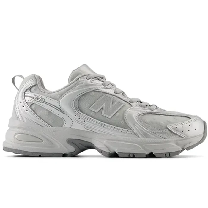 new-balance-530-grey-right.webp