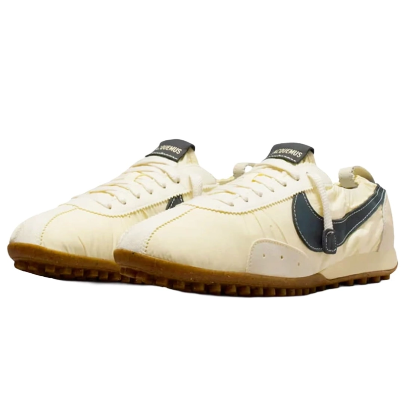 nike-moon-shoe-sp-jacquemus-alabaster-front.webp