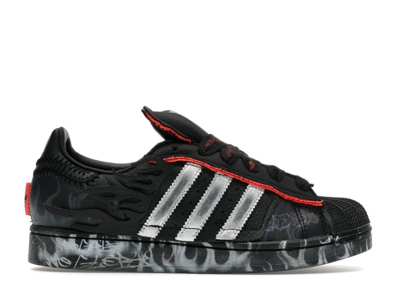 adidas-superstar-hellstar-rightside.webp