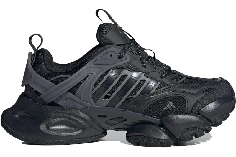 adidas-xlg-runner-deluxe-black-grey-rightside.webp