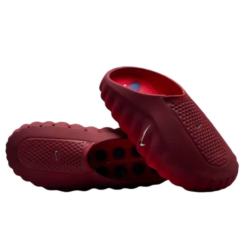 nike-mind-001-slide-team-red-university-red-front.webp