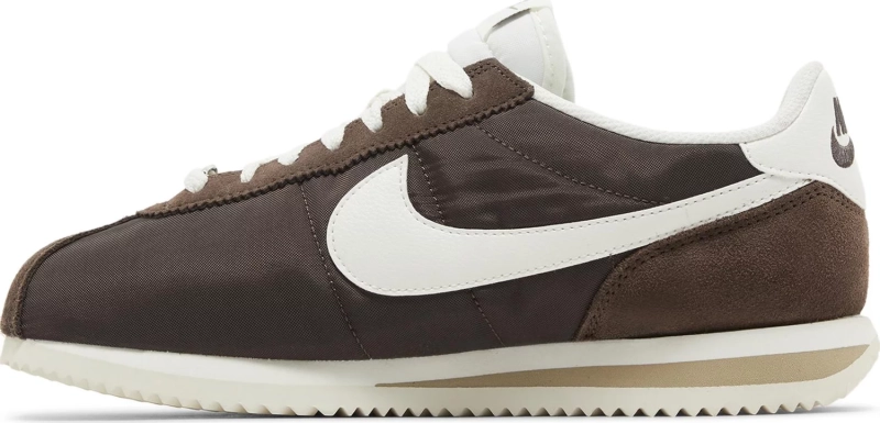 Nike-Cortez-Baroque-Brown-Sail-Khaki-3.webp