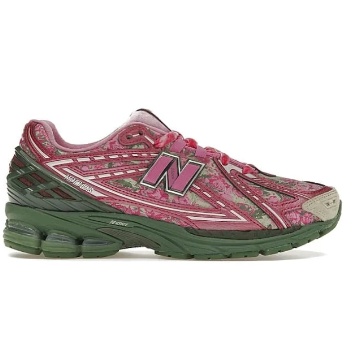 New-Balance-1906R-Jack-Harlow-Rose-Runner-1.webp